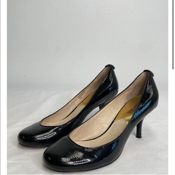 Michael Kors heels - Picture 1 of 3